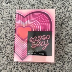 Victoria's Secret Eau So Sexy Perfume - Pink Heart Design 3.4 oz